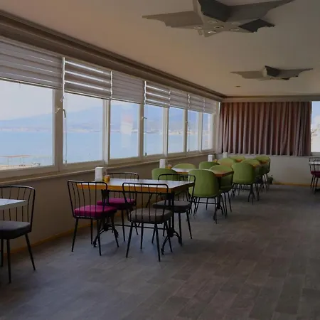 Demir Restaurant *